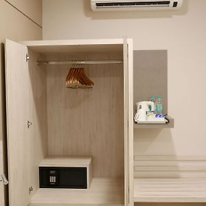 Luxe Single Room